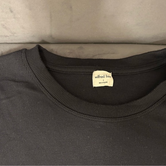 Wilfred Free GO-TO HIP T-SHIRT - Picture 4 of 4